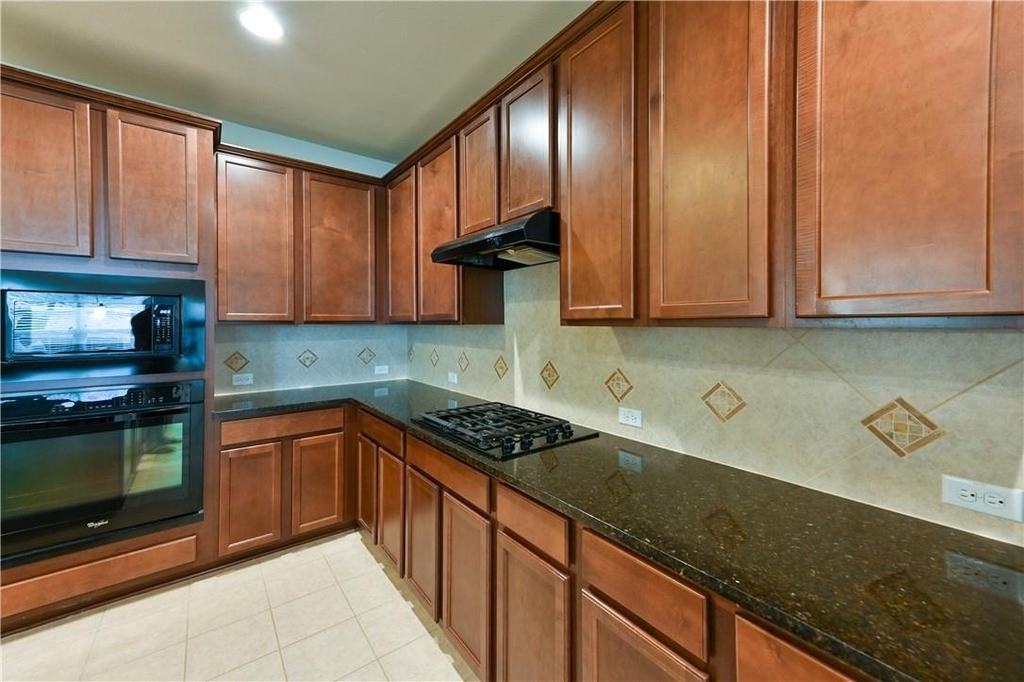 100 Lake Mineral Wells Dr - Photo 7