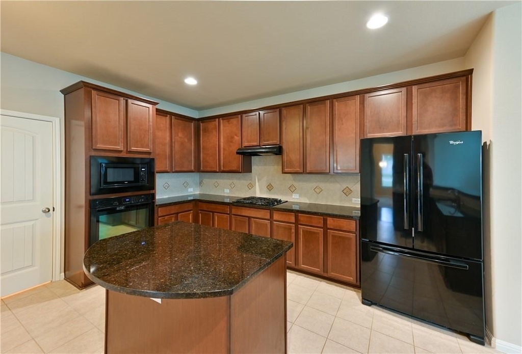 100 Lake Mineral Wells Dr - Photo 6