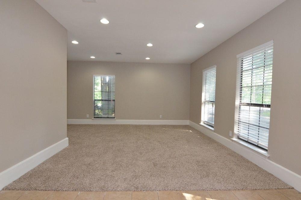 203 County Glen St - Photo 8