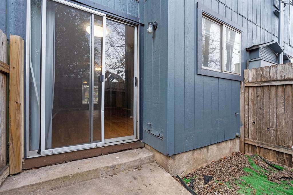 3415 Menchaca Road - Photo 10