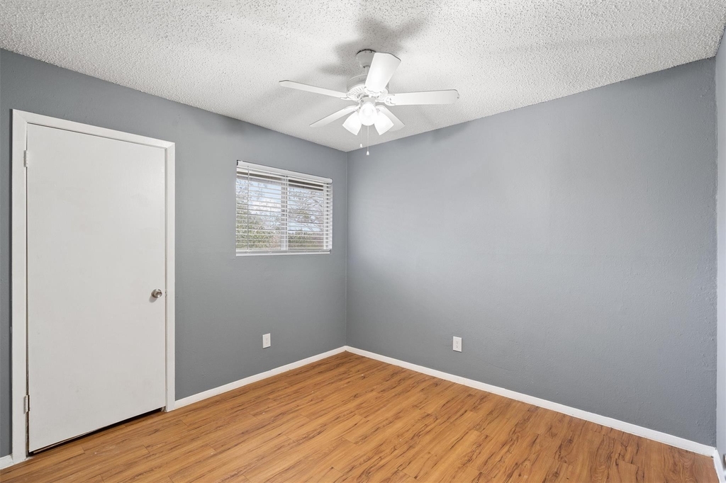 3415 Menchaca Road - Photo 5