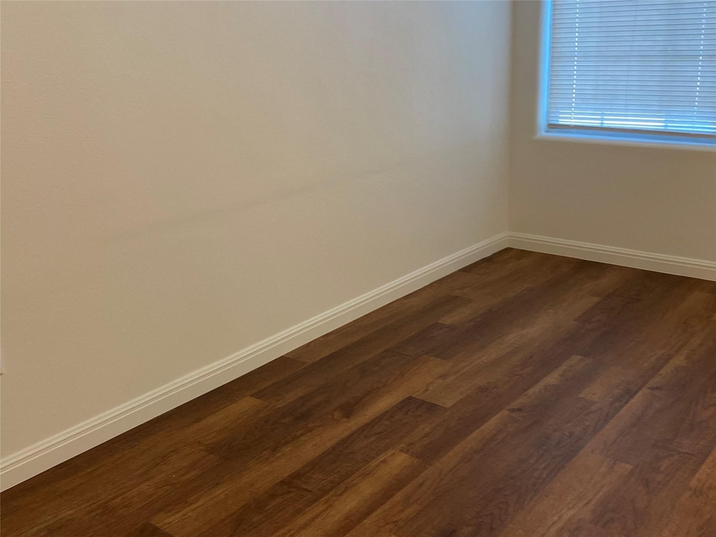 1502 Zephyr Ln - Photo 6