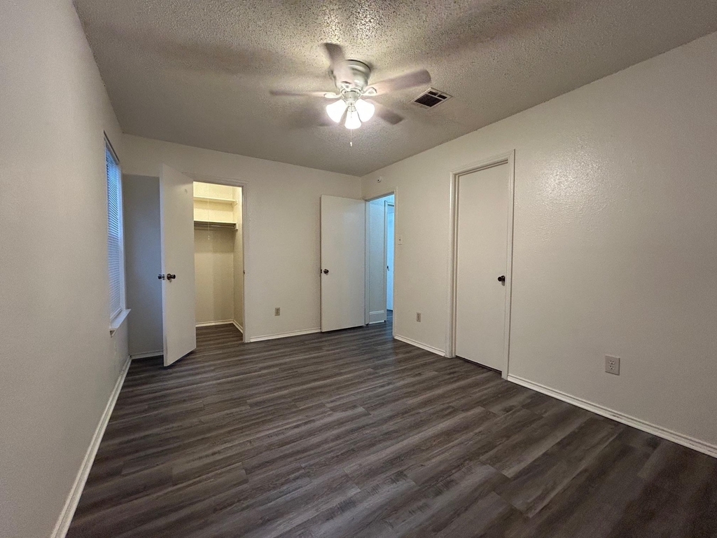 5927 Kevin Kelly Pl - Photo 10