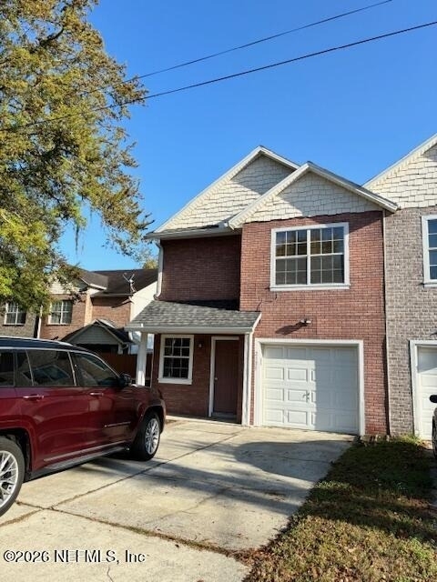 2135 Ashland Street - Photo 2