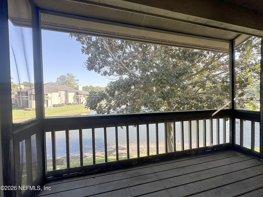 10200 Belle Rive Boulevard - Photo 9