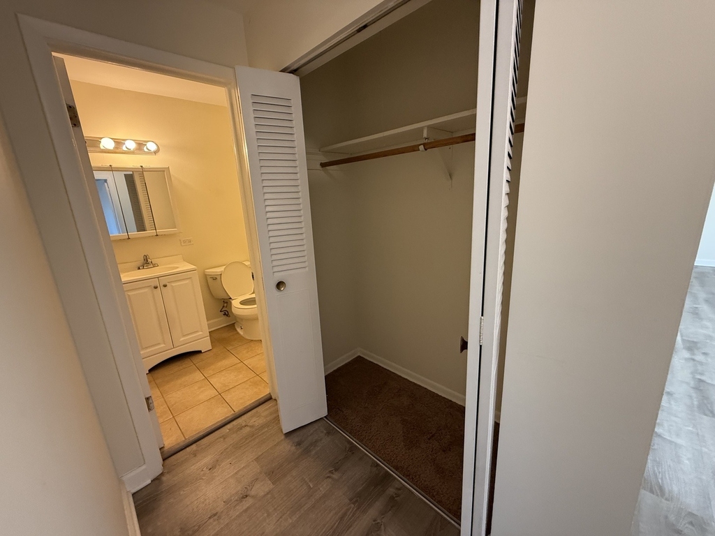1039 College Avenue - Photo 13