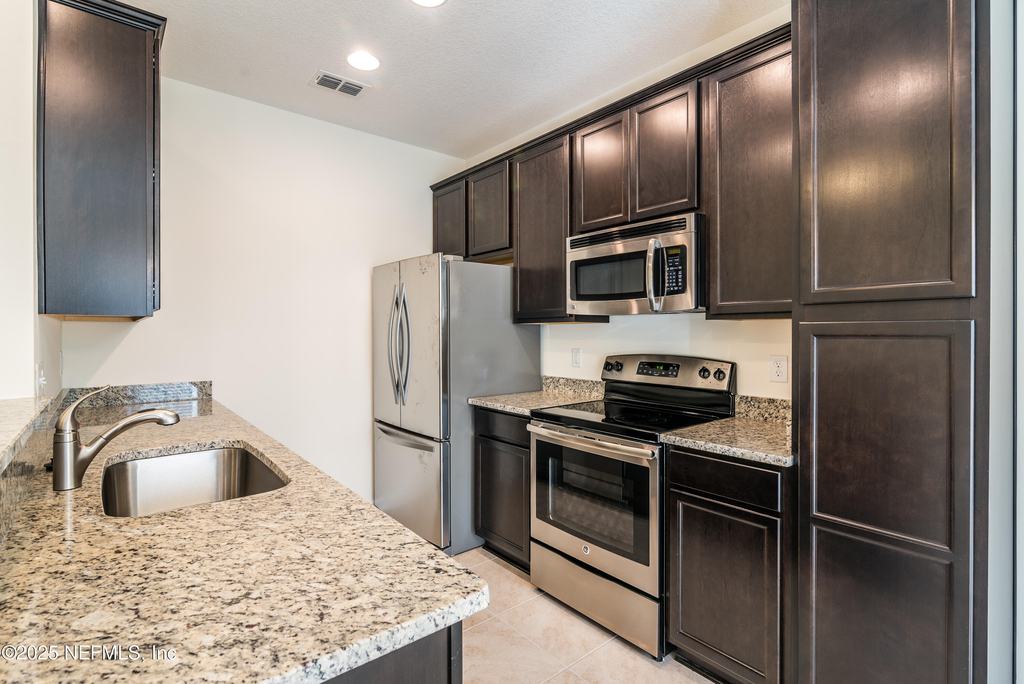 129 Moultrie Village Lane - Photo 6
