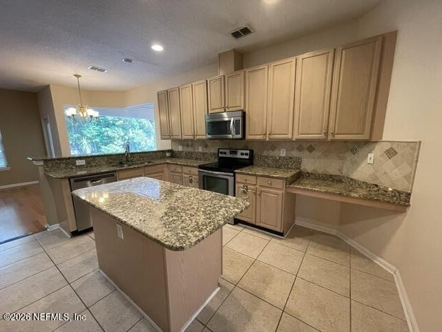 8907 Hampton Landing Drive E - Photo 4