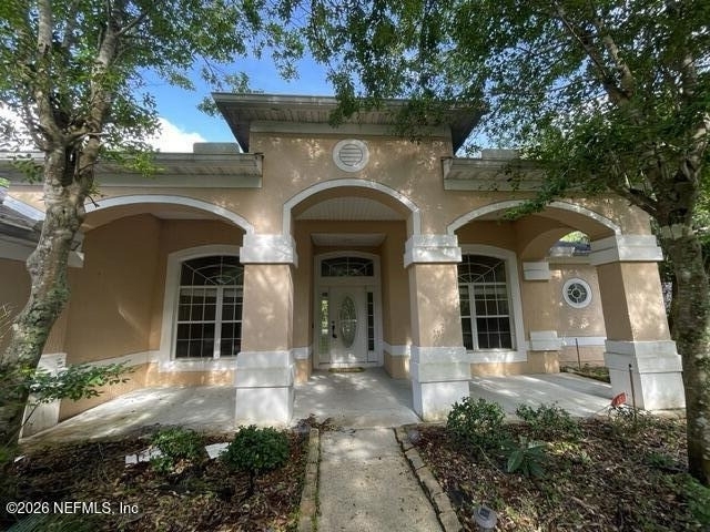 8907 Hampton Landing Drive E - Photo 2
