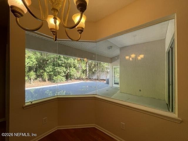 8907 Hampton Landing Drive E - Photo 17