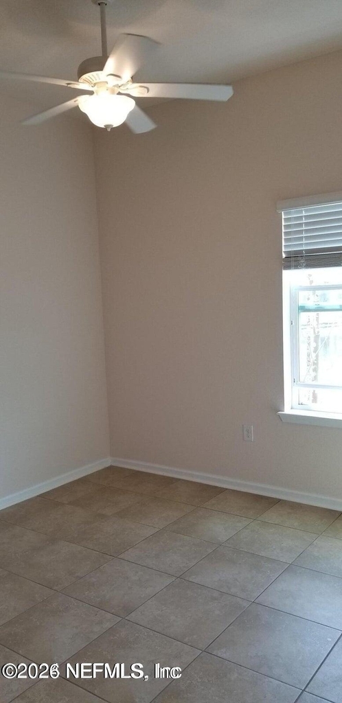 131 Burnett Court - Photo 8