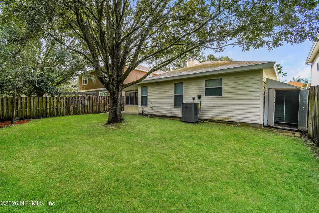 12579 Woodfield Circle W - Photo 14