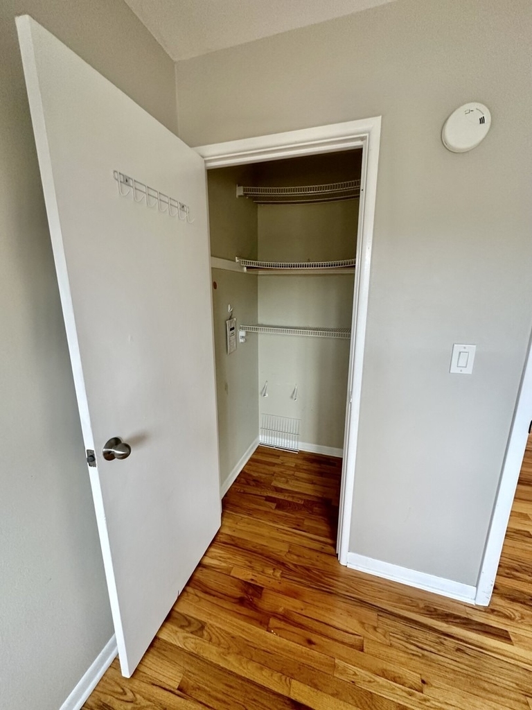 1243 S Mitchell Avenue - Photo 8