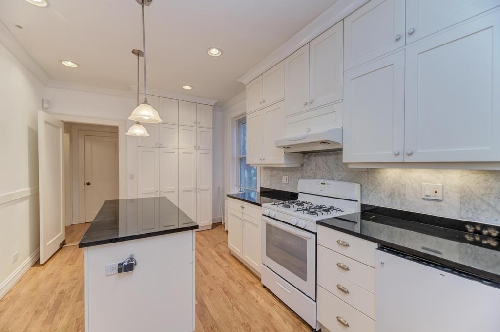 6833 S Cregier Avenue - Photo 12