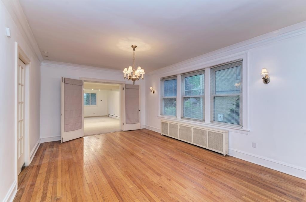 6833 S Cregier Avenue - Photo 16