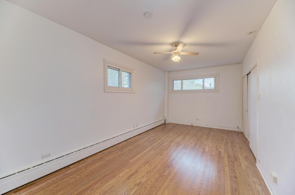 6833 S Cregier Avenue - Photo 25