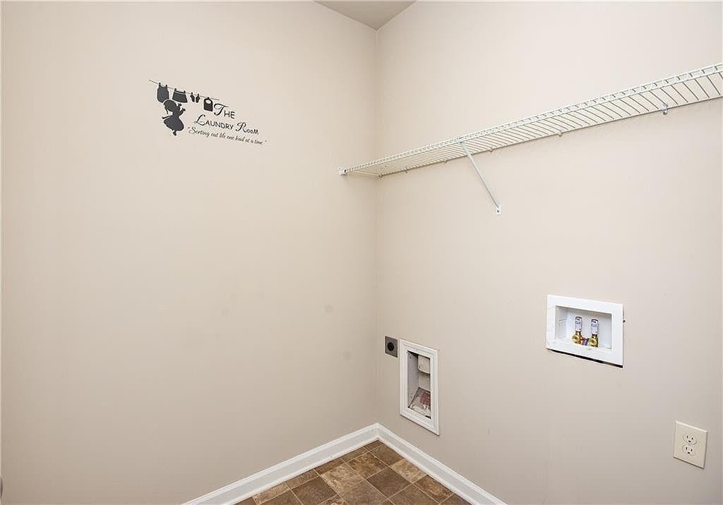 7490 Silk Tree Pointe - Photo 19