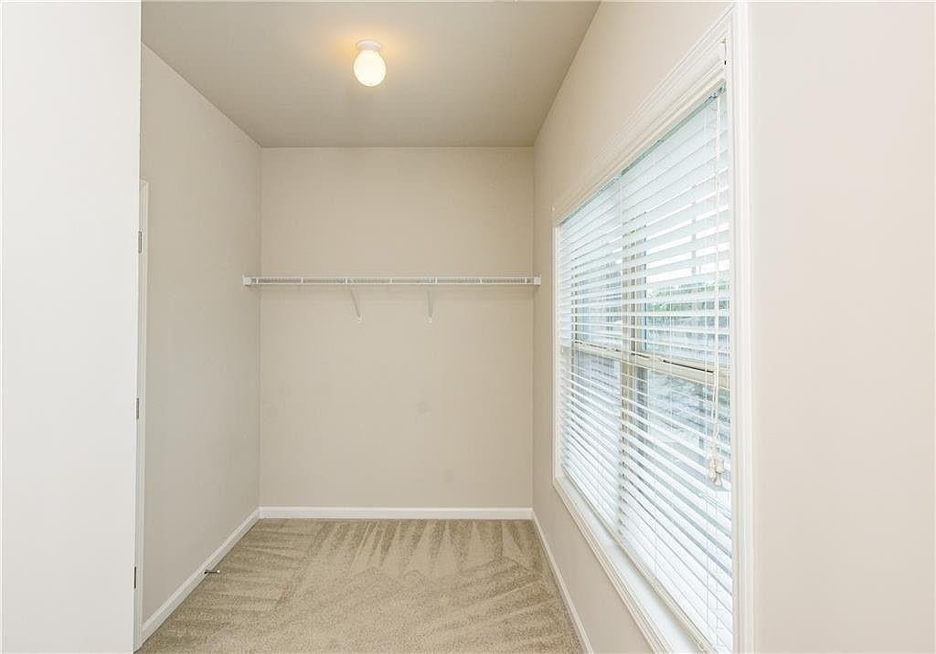 7490 Silk Tree Pointe - Photo 12