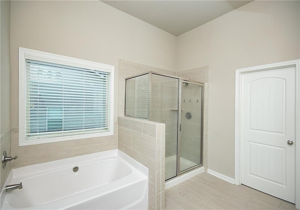 7490 Silk Tree Pointe - Photo 16