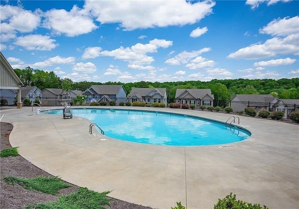 7490 Silk Tree Pointe - Photo 32