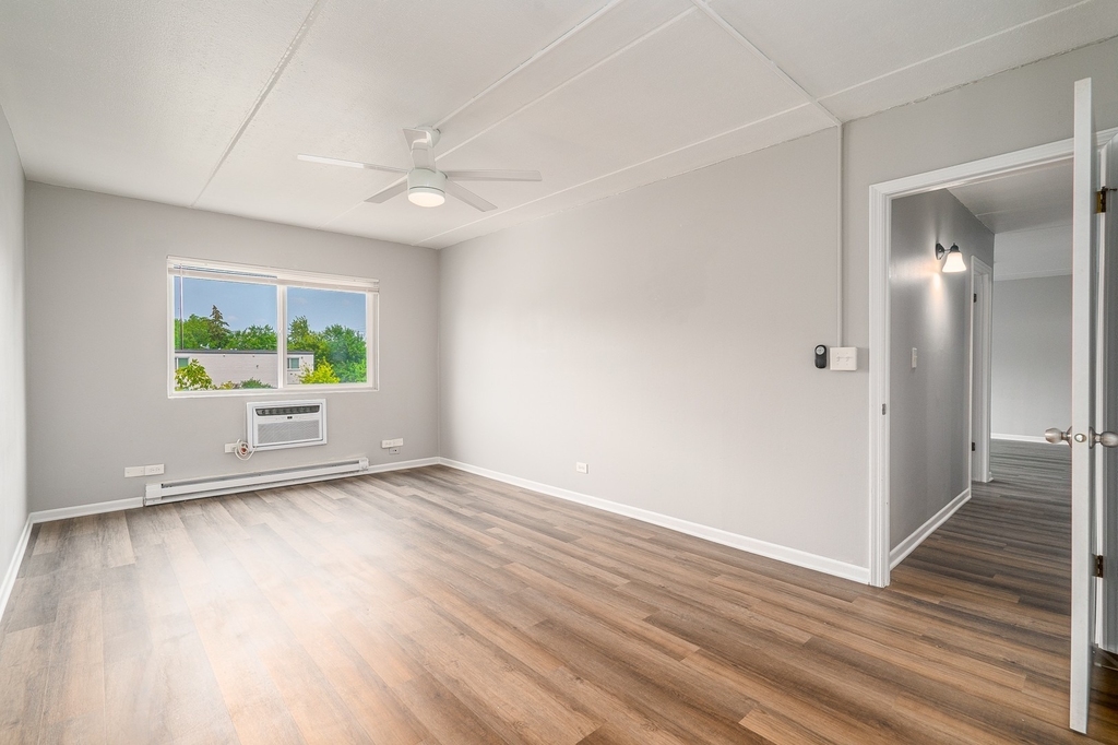 315 W Kimbell Avenue - Photo 10