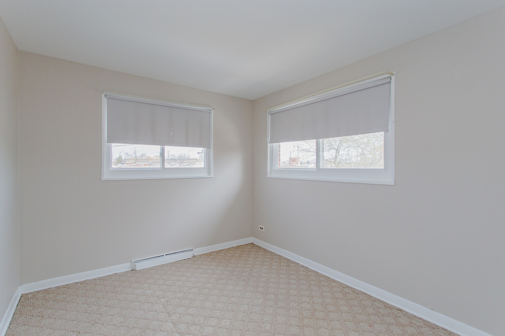 4852 Carol Street - Photo 16