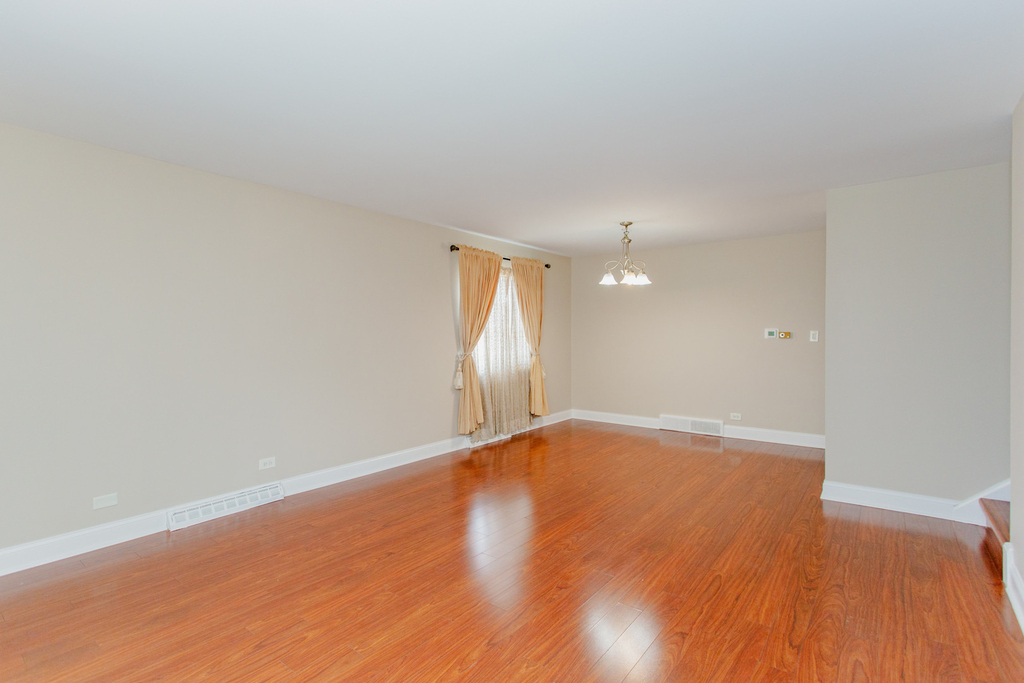 4852 Carol Street - Photo 5