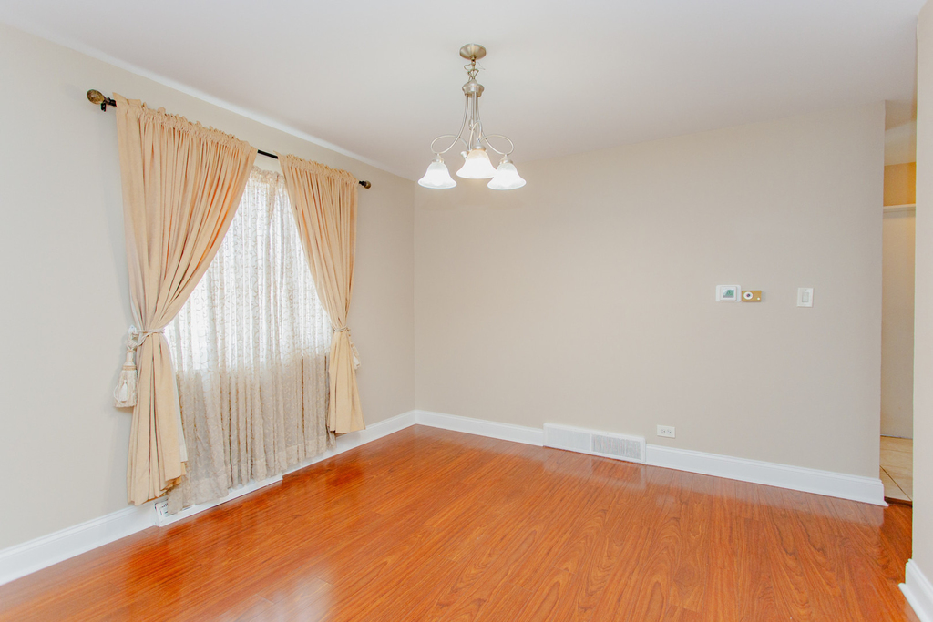 4852 Carol Street - Photo 9