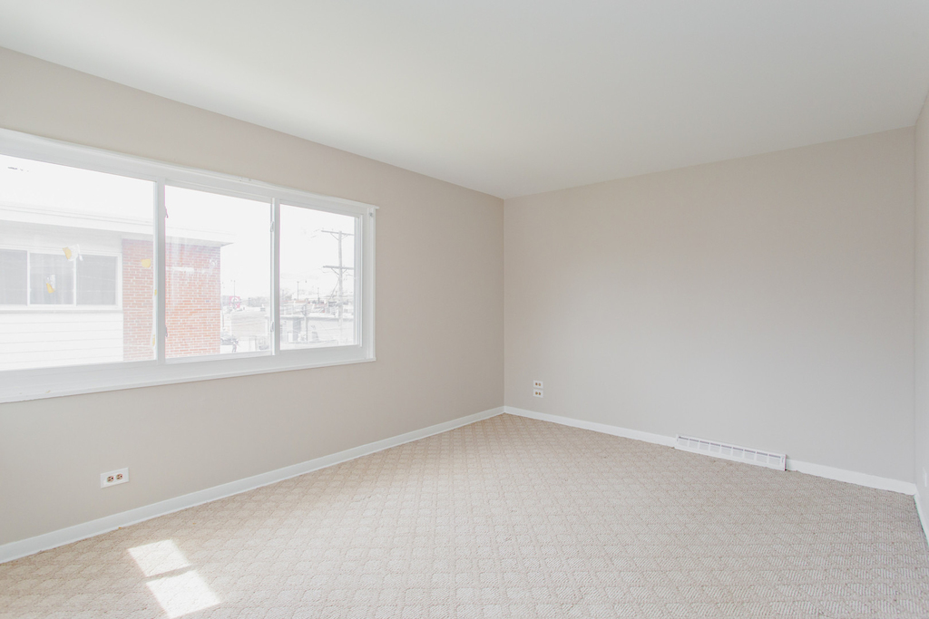 4852 Carol Street - Photo 14