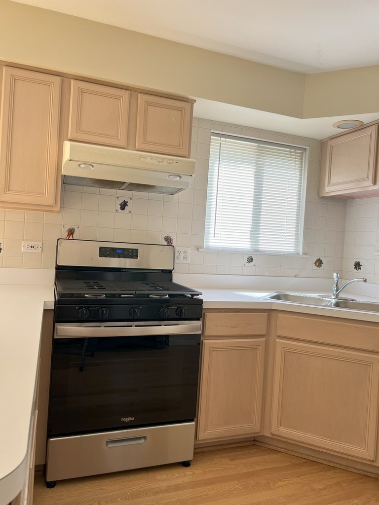 2308 Sedgwick Court - Photo 5