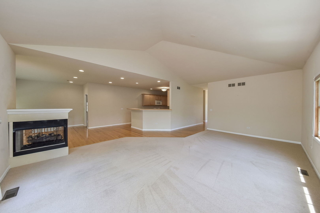 4n382 Mark Twain Street - Photo 2