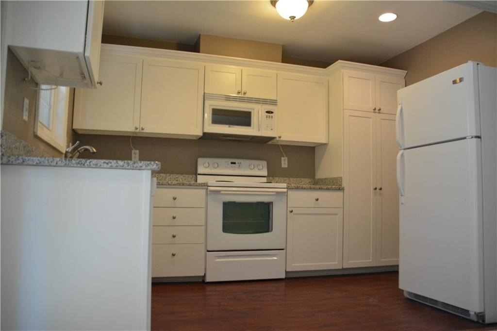 1299 Cumberland Road Ne - Photo 4