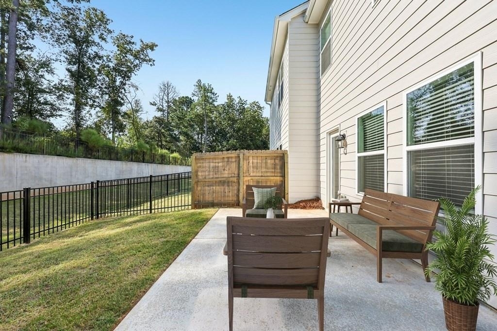 352 Stately Oaks Court - Photo 42