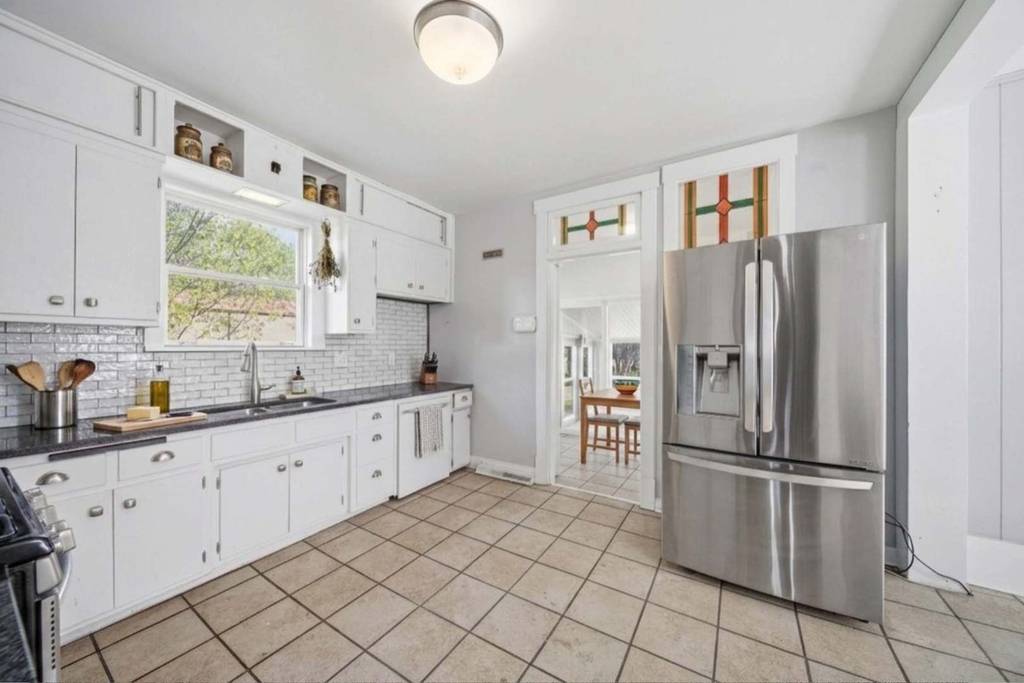 2261 136th Street - Photo 6