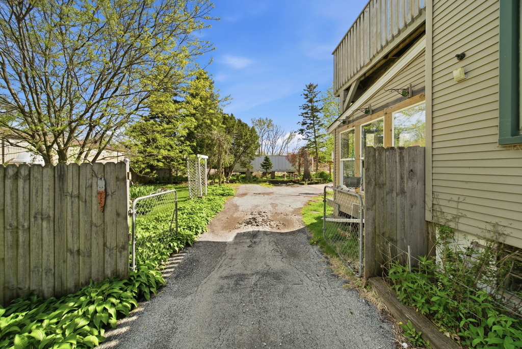 2261 136th Street - Photo 22