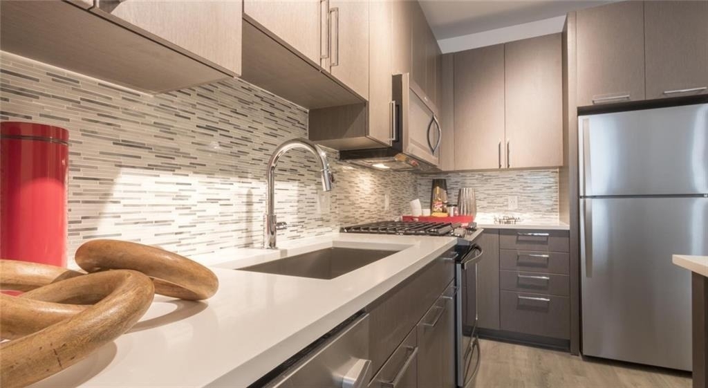95 8th Street Nw - Photo 5