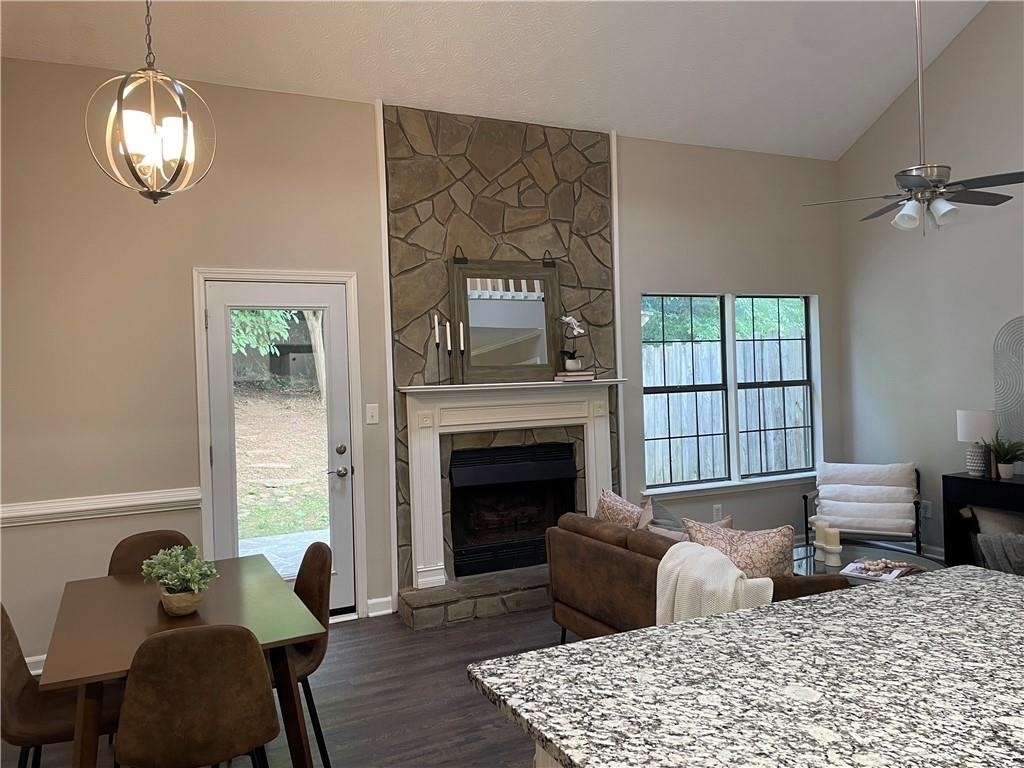 1068 Travelers Trail Nw - Photo 0