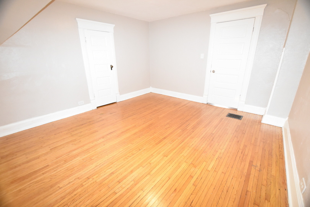 338 Marion Avenue - Photo 10