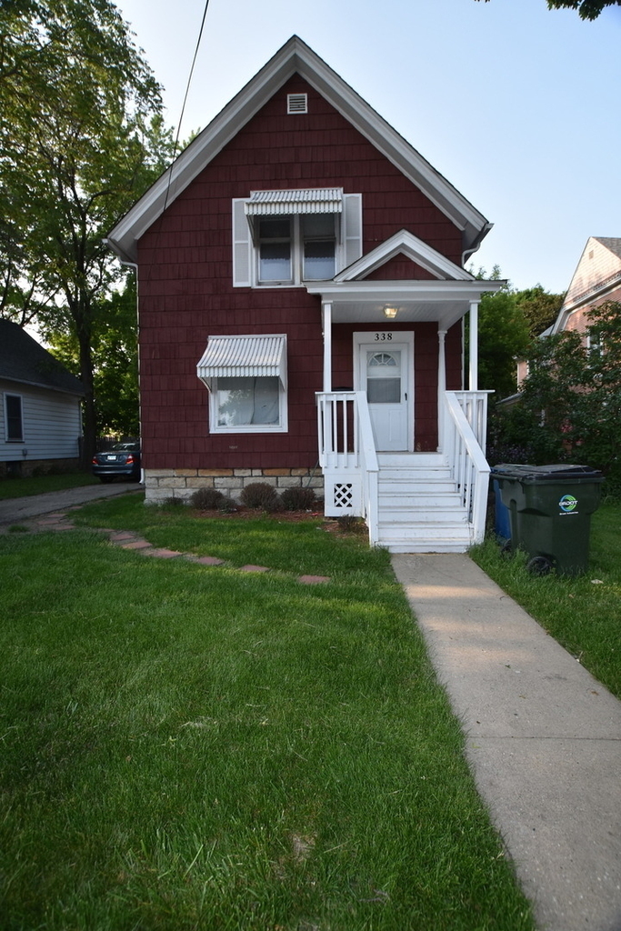 338 Marion Avenue - Photo 0
