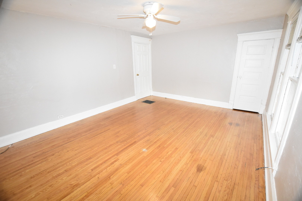 338 Marion Avenue - Photo 5