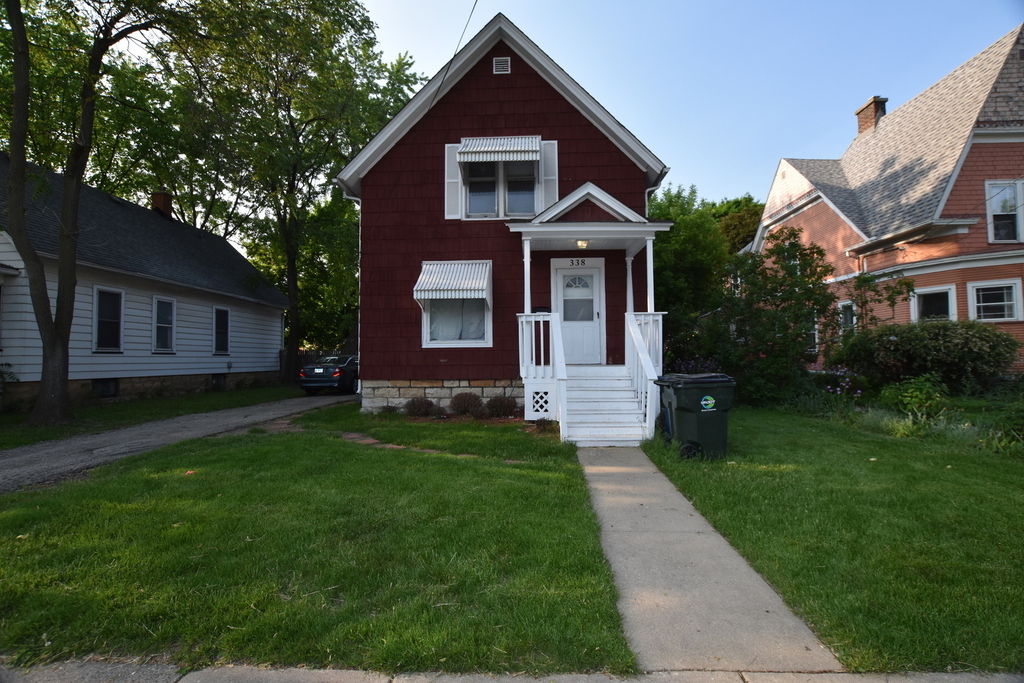 338 Marion Avenue - Photo 1