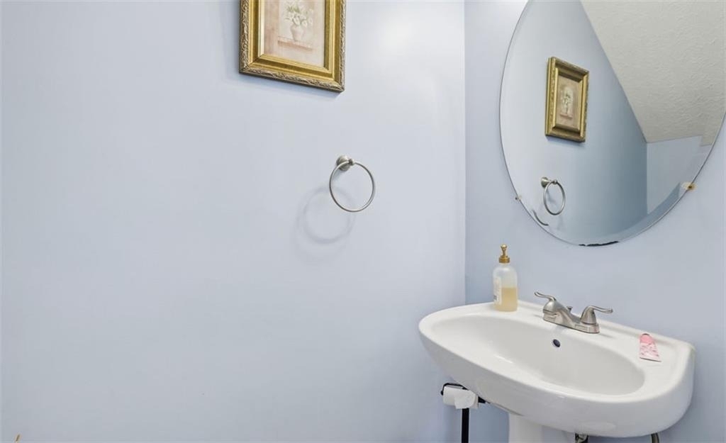 205 Oak Grove - Photo 6