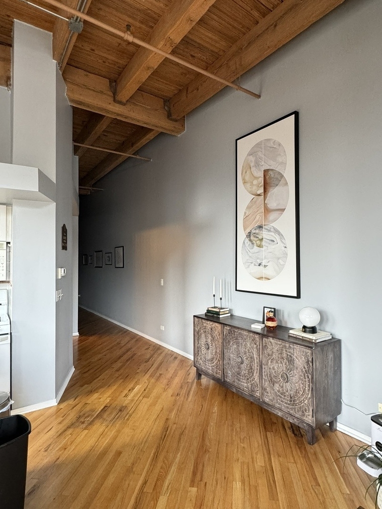 616 W Fulton Street - Photo 11