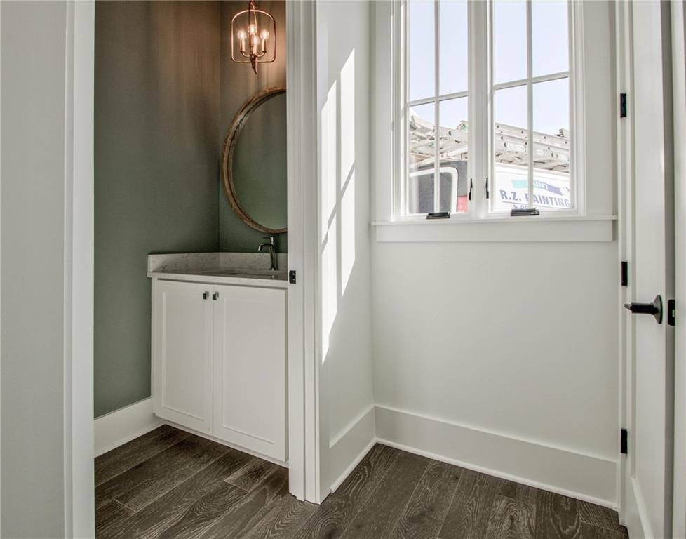 135 Carlyle Lane - Photo 10