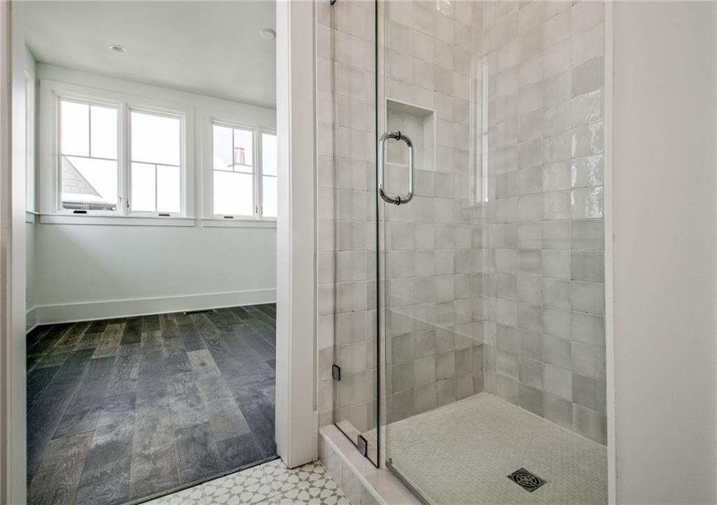 135 Carlyle Lane - Photo 17