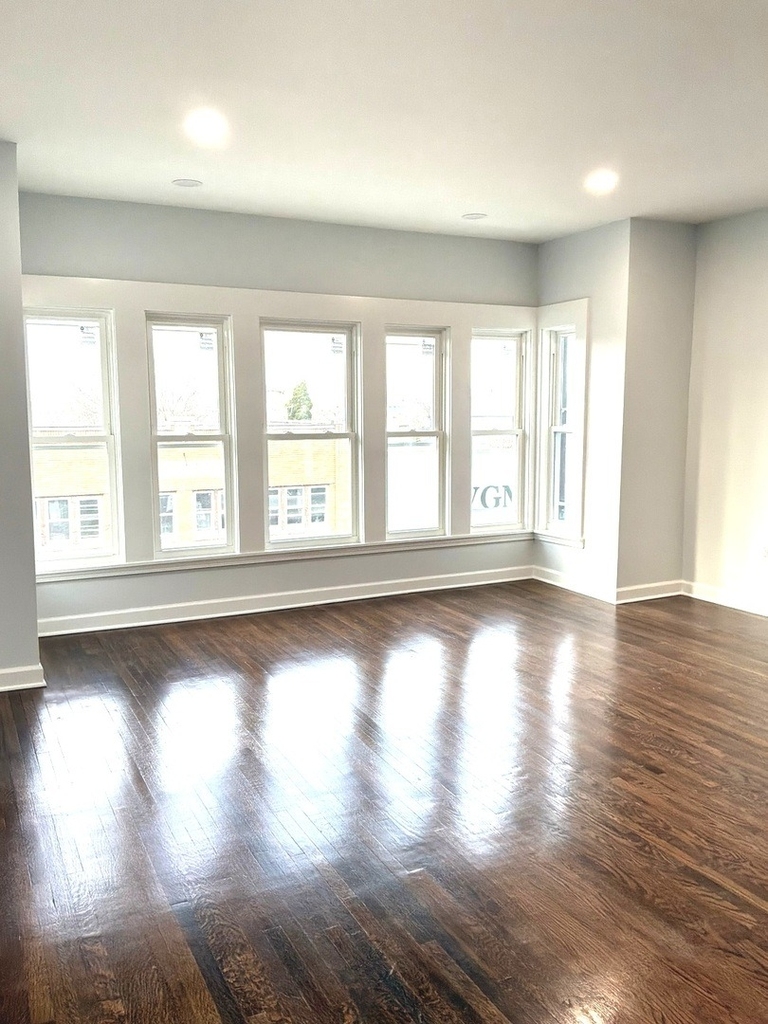 224 E Cass Street - Photo 36