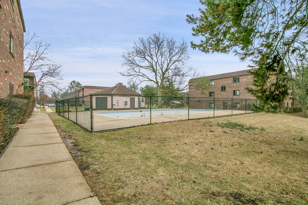1002 Castilian Court - Photo 19