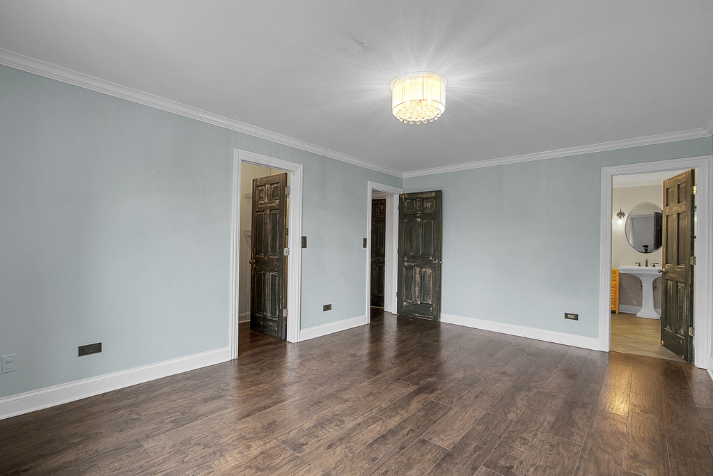 1002 Castilian Court - Photo 9