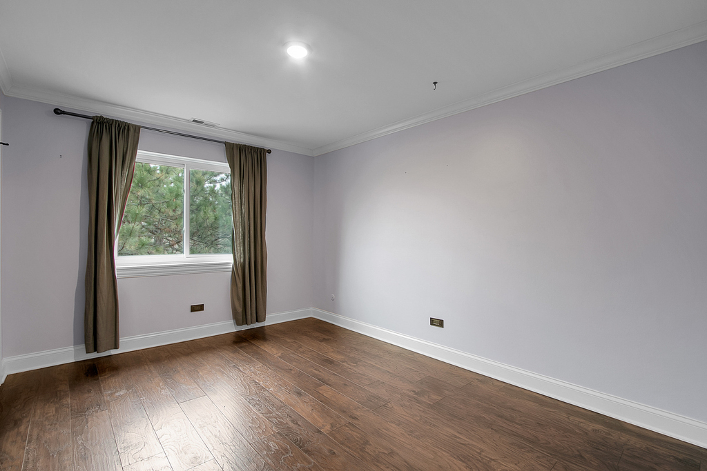 1002 Castilian Court - Photo 13