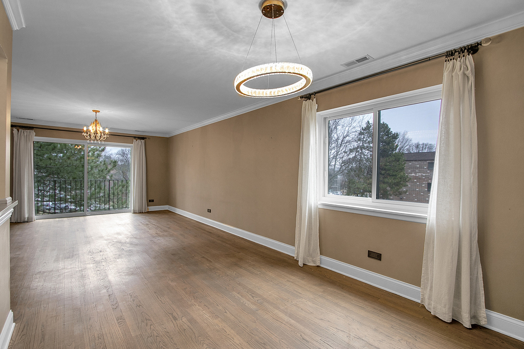 1002 Castilian Court - Photo 4